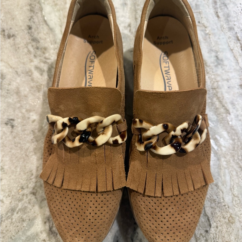Softwaves Cadie Women's Loafers with Chain Accent size 41 or 10